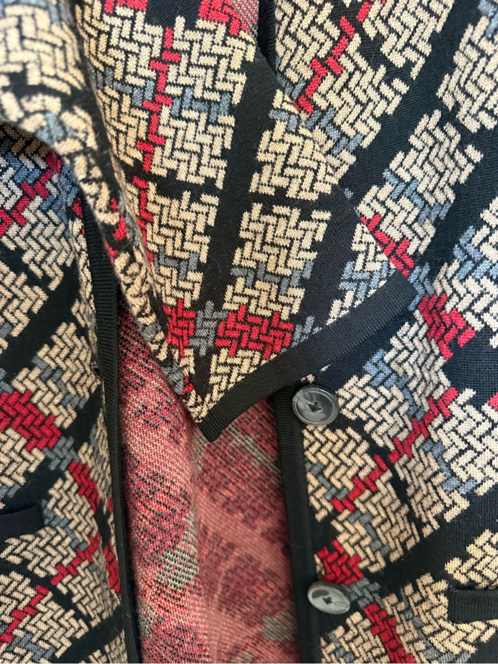 PENDLETON Black, Red & Tan 100 Merino Wool Patterned Long Button Cardigan Jacket - Picture 5 of 7